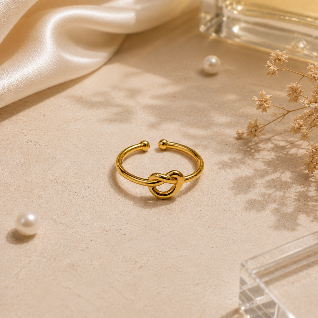 Infinity Knot Couple Rings