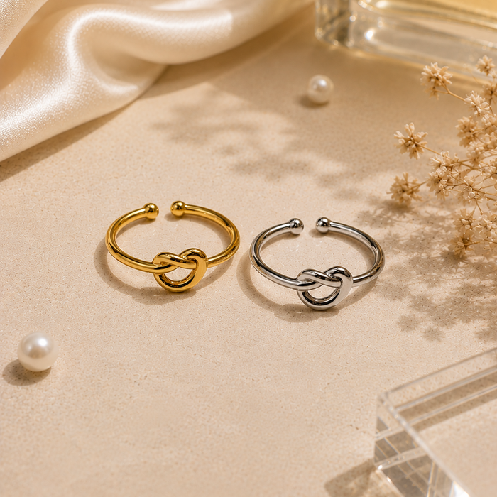 Infinity Knot Couple Rings
