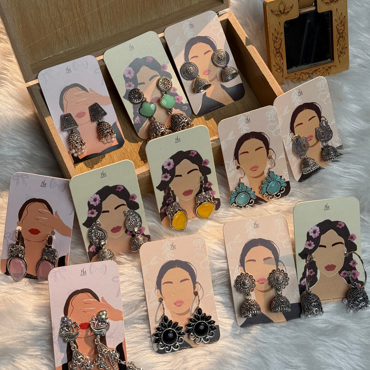 12 Random Jhumka Gift Set in Wooden Box with Mirror